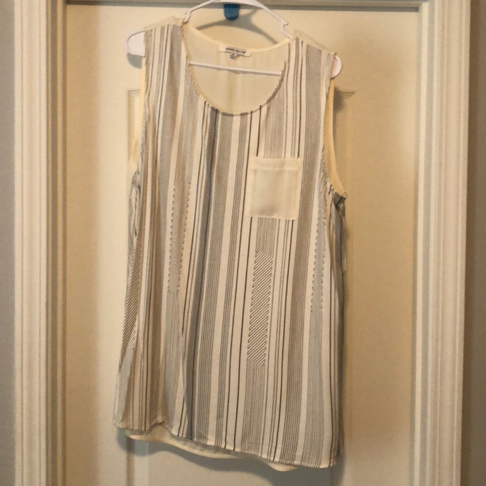 Sleeveless Top